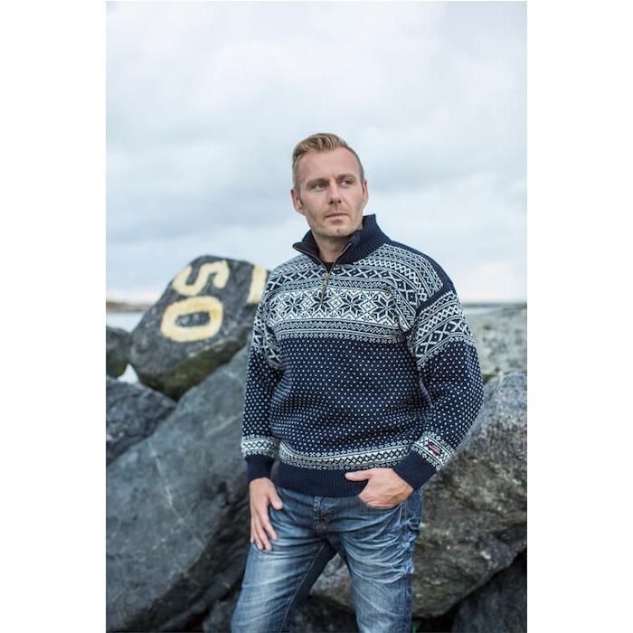 Elegant Norsk Sweater med Høj Hals – Komfort til Mænd
