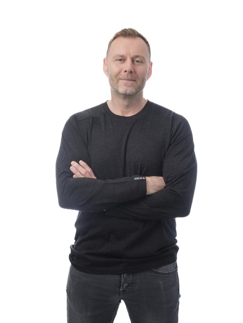 Uld T-shirt i Black Melange fra Woolwear Of Scandinavia