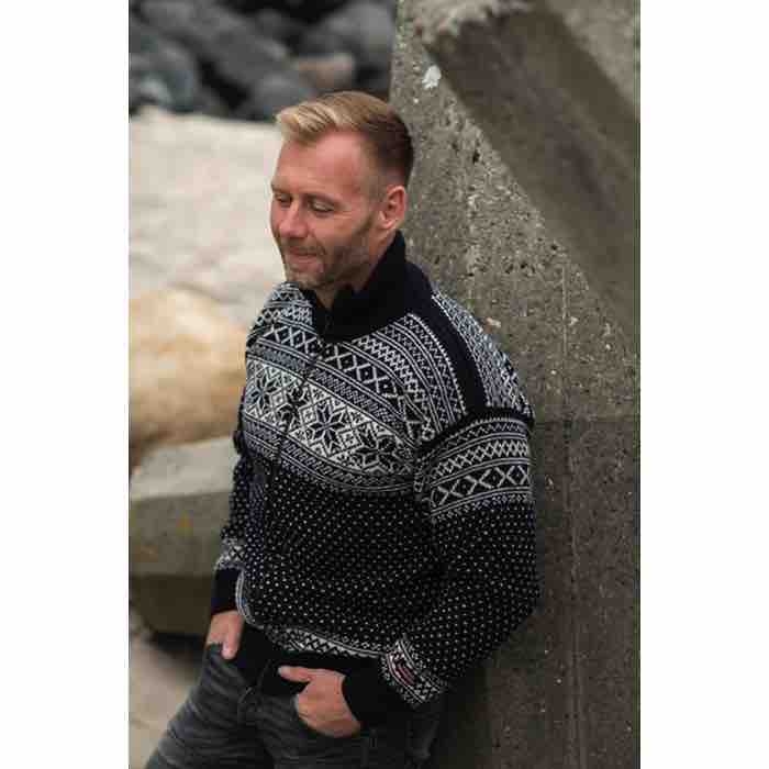 Strik Cardigan fra Wool Of Scandinavia