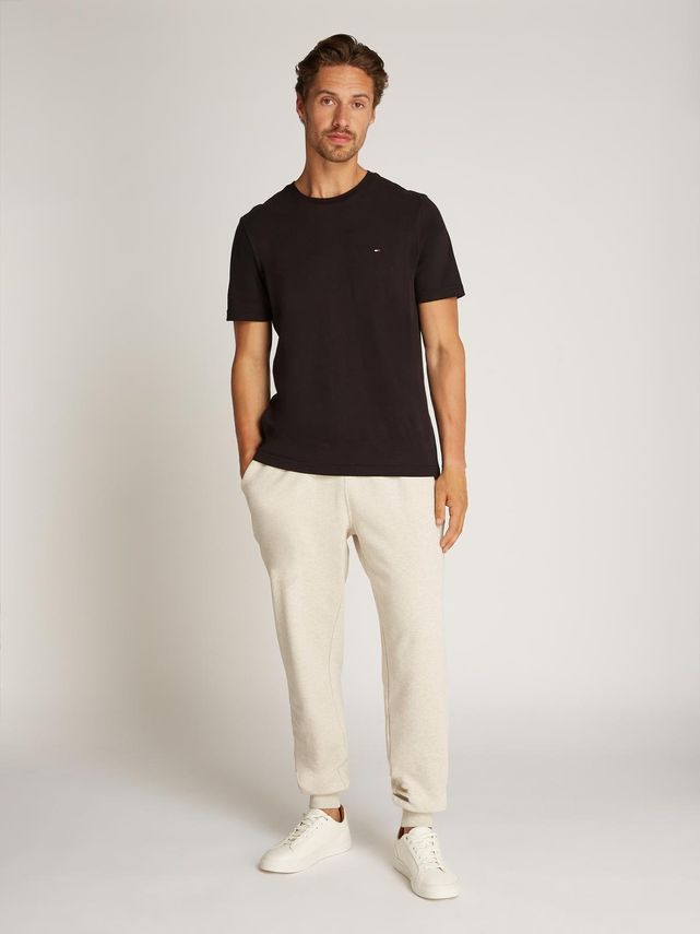 Tommy Hilfiger Essential T-shirt på tilbud – Klassisk stil