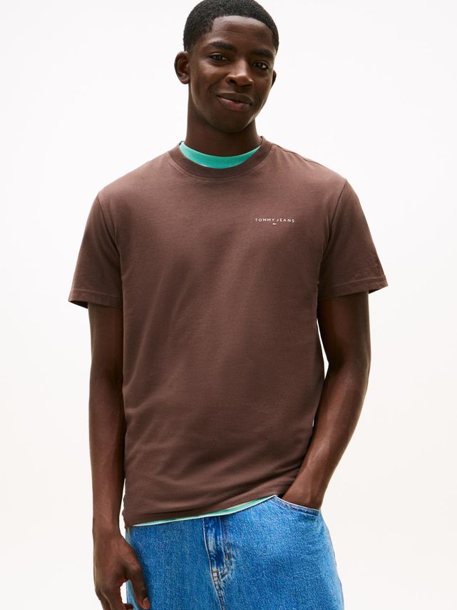 Tjm Slim Linear Chest Tee Ext fra Tommy Jeans