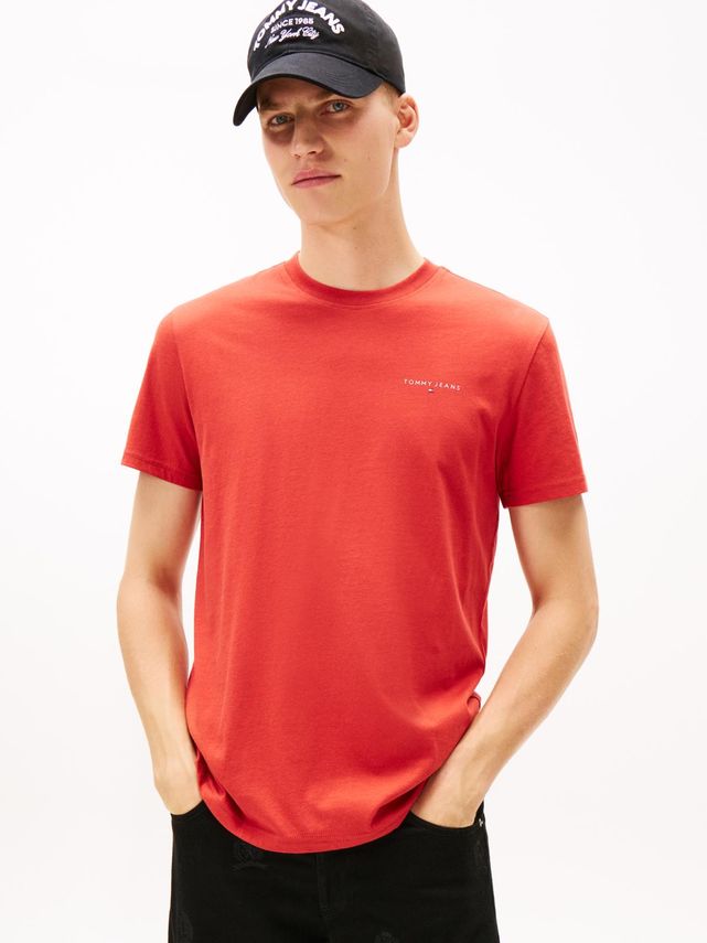 Tjm Slim Linear Chest Tee Ext fra Tommy Jeans