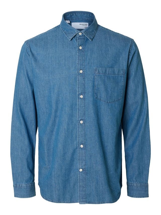 Blød denimskjorte fra Selected – Ideel til hverdag og fest