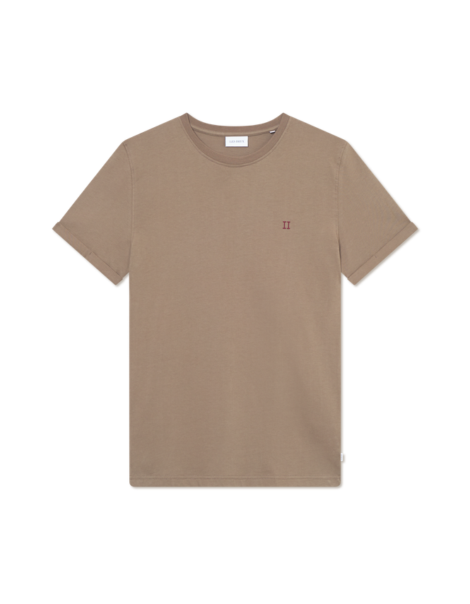 Norregaard Contrast T Shirt fra Les Deux