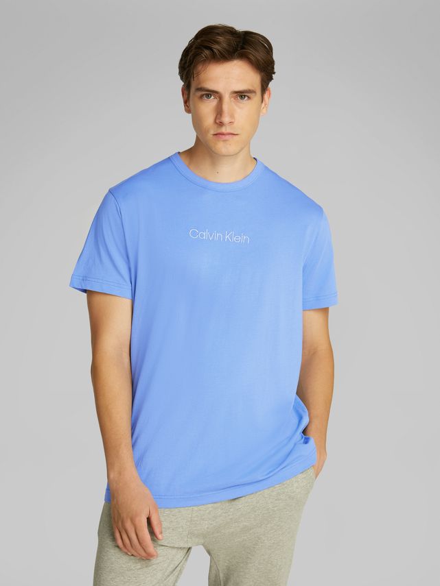 Calvin Klein T-shirt med crew neck – fantastisk tilbud!