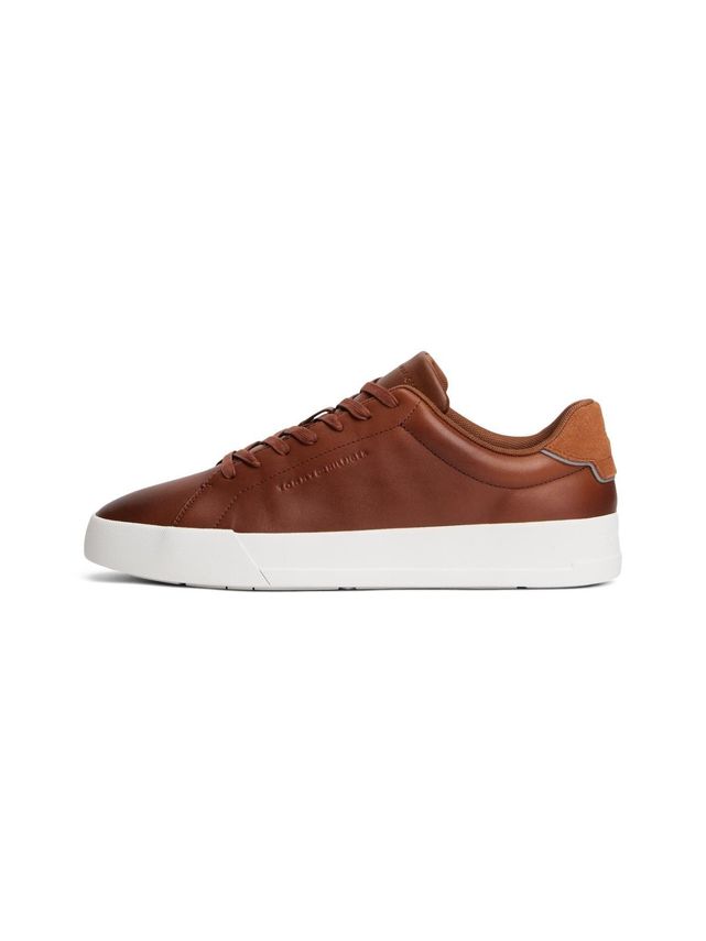 Th Court Core Cognac fra Tommy Hilfiger