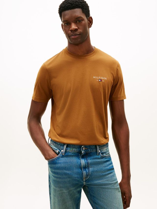 Brand Love Small Hilfiger Tee fra Tommy Hilfiger