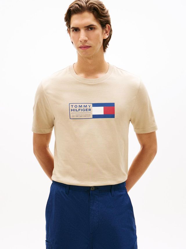 Brand Love Text Box Tee fra Tommy Hilfiger