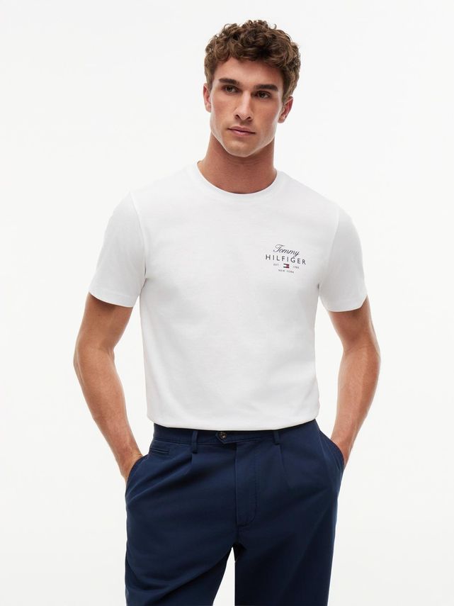 Script Stack Regular Tee fra Tommy Hilfiger