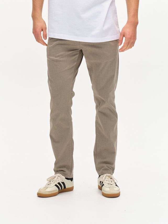 Paul K3280 Dale Chino fra Gabba