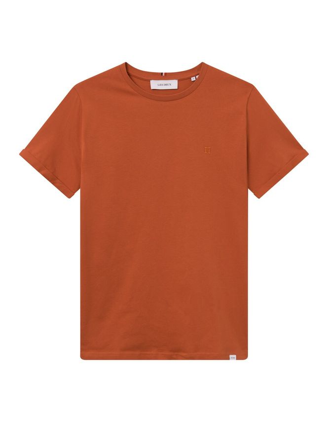 Nørregaard T-shirt fra Les Deux - Stilfuld og Komfortabel