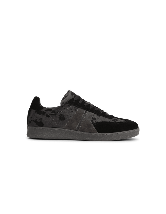Pony Hair Sneaker fra Les Deux