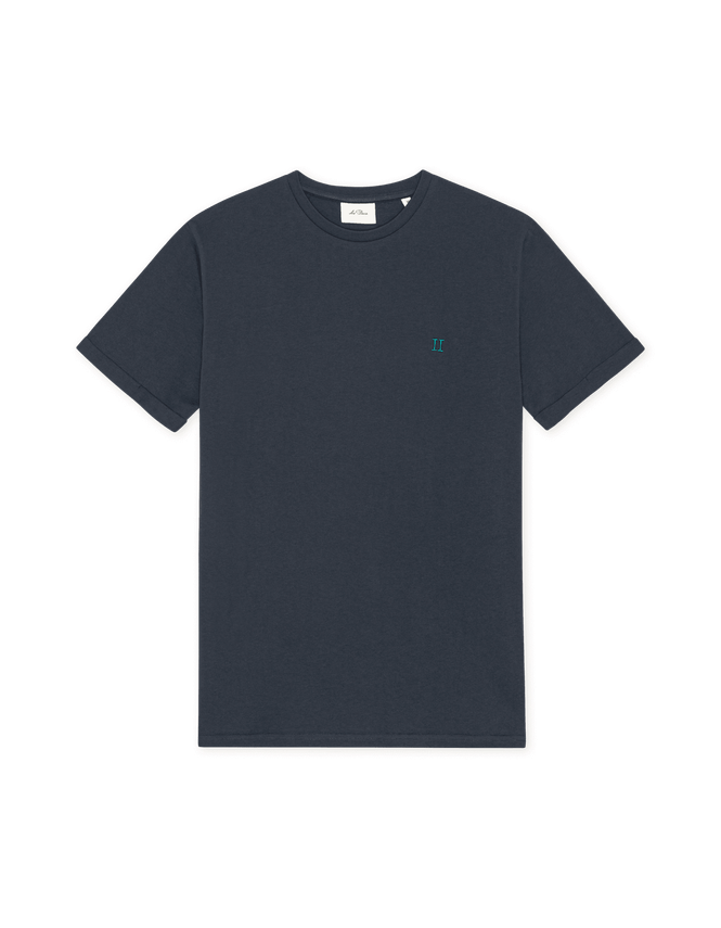Core Seasonal T Shirt fra Les Deux